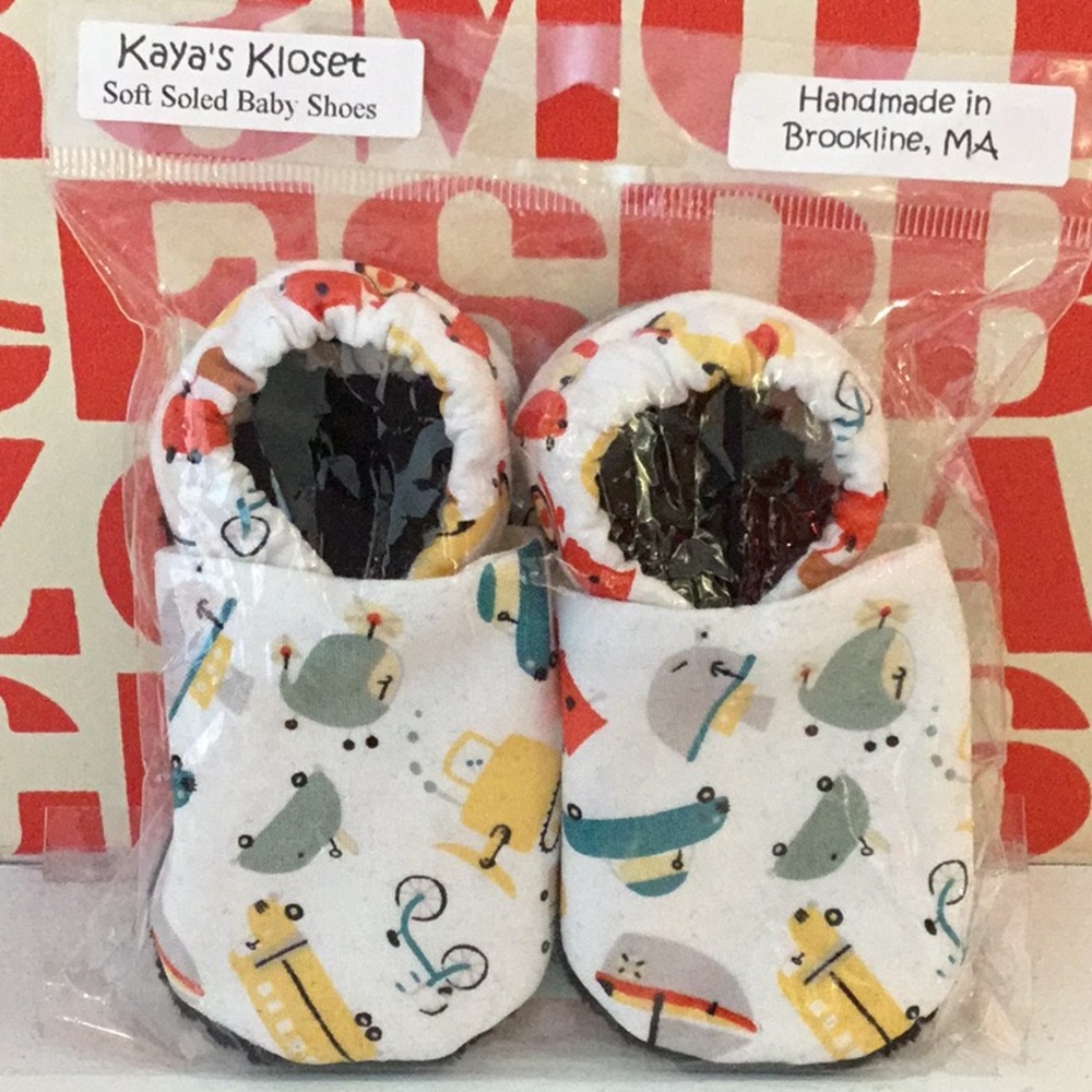 Kaya’s Kloset Soft Soled Baby Shoes, Vehicles, NEW WITH TAGS!